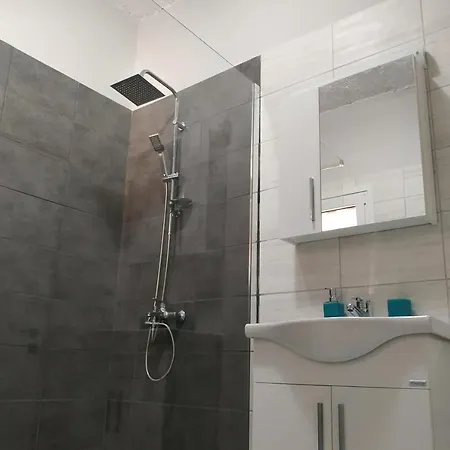 Amaryllis Boutique * Moraitika