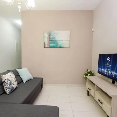 Amaryllis Boutique * Moraitika