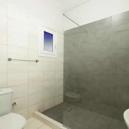 Amaryllis Boutique Moraitika