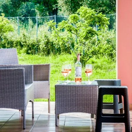 Amaryllis Boutique Apartment *