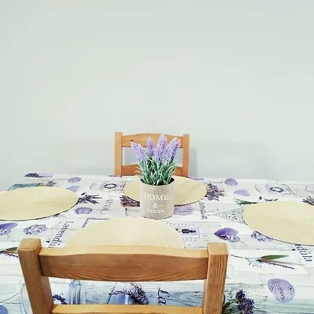 Amaryllis Boutique * Moraitika