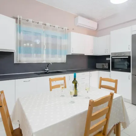 Amaryllis Boutique *