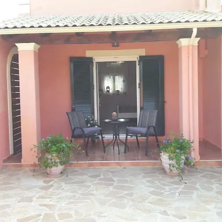 Amaryllis Boutique Apartment Moraḯtika